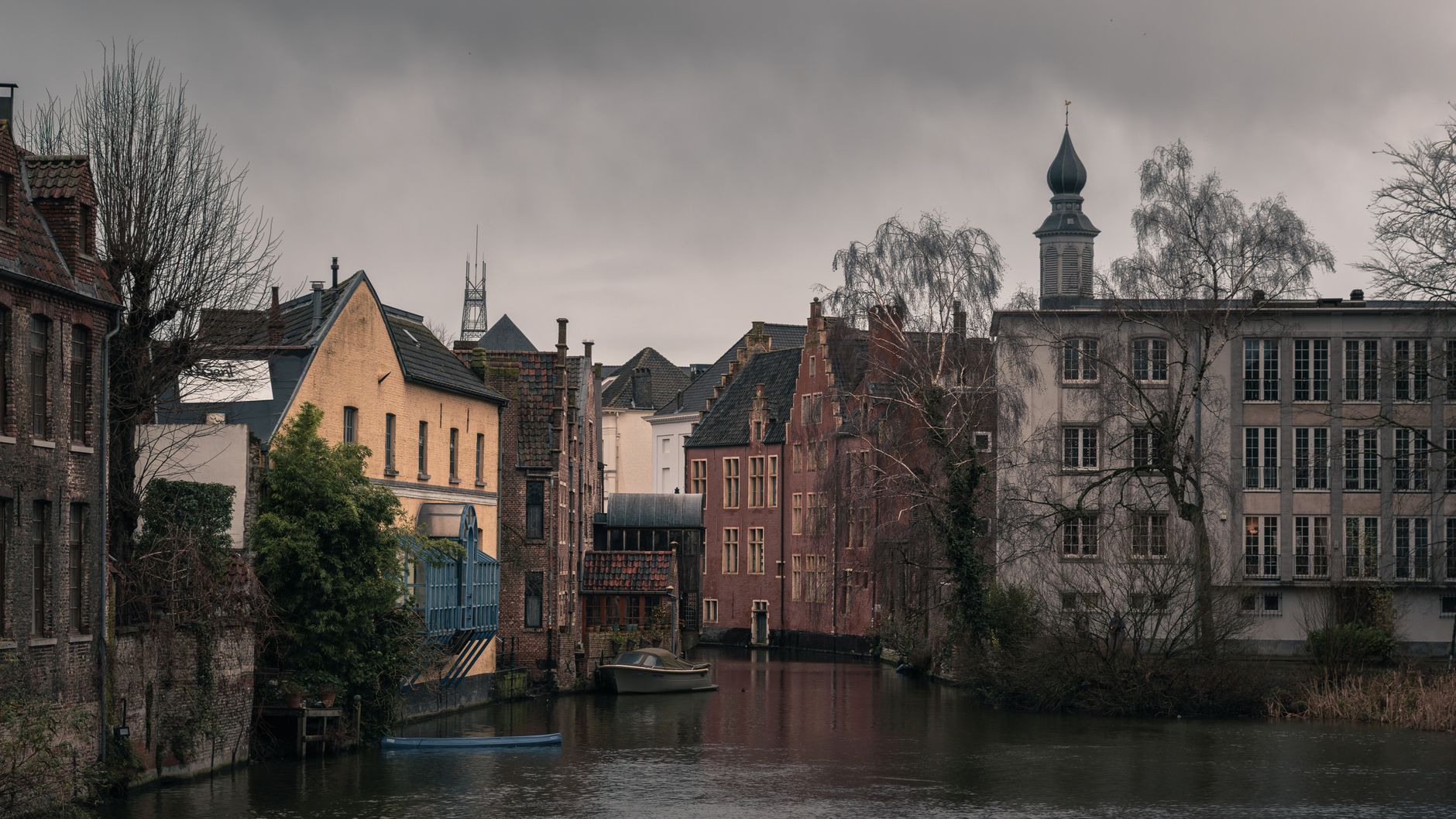 BELGIEN — KLASSISCHE GESCHICHTE — Erfahrung
