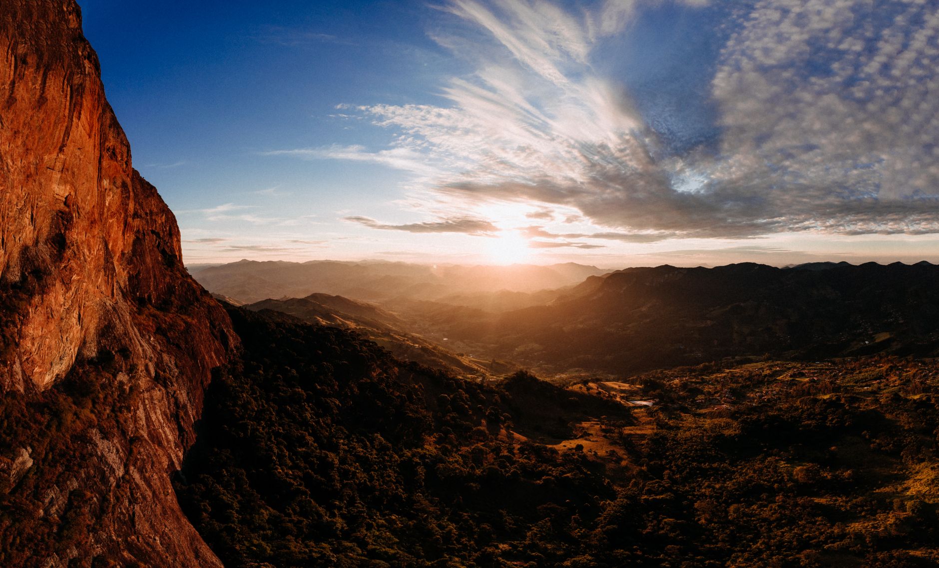 BRASILIEN — SERRA DA CAPIVARA — Bondtours-oplevelse
