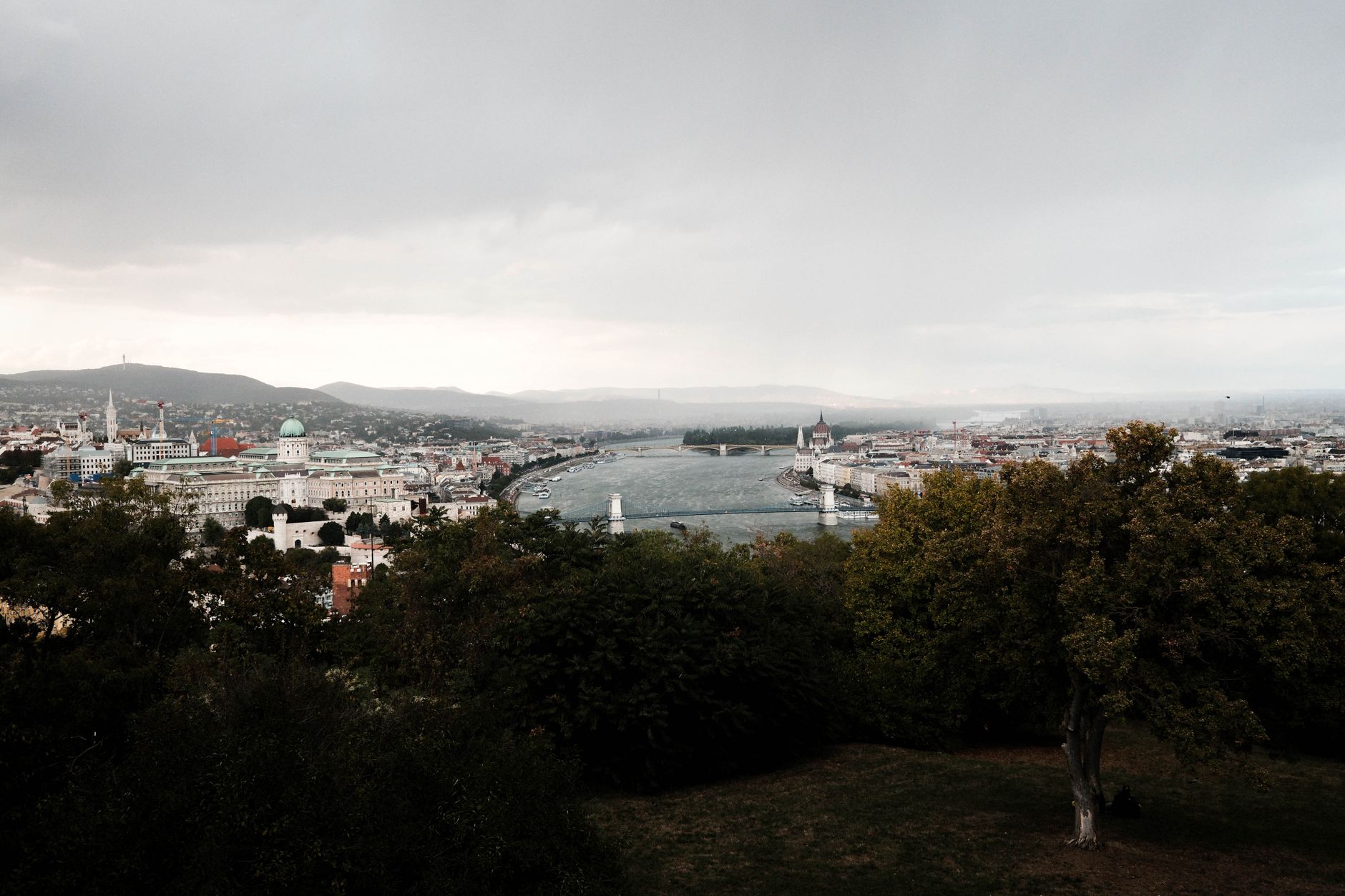التشيك — Praga → Budapeste