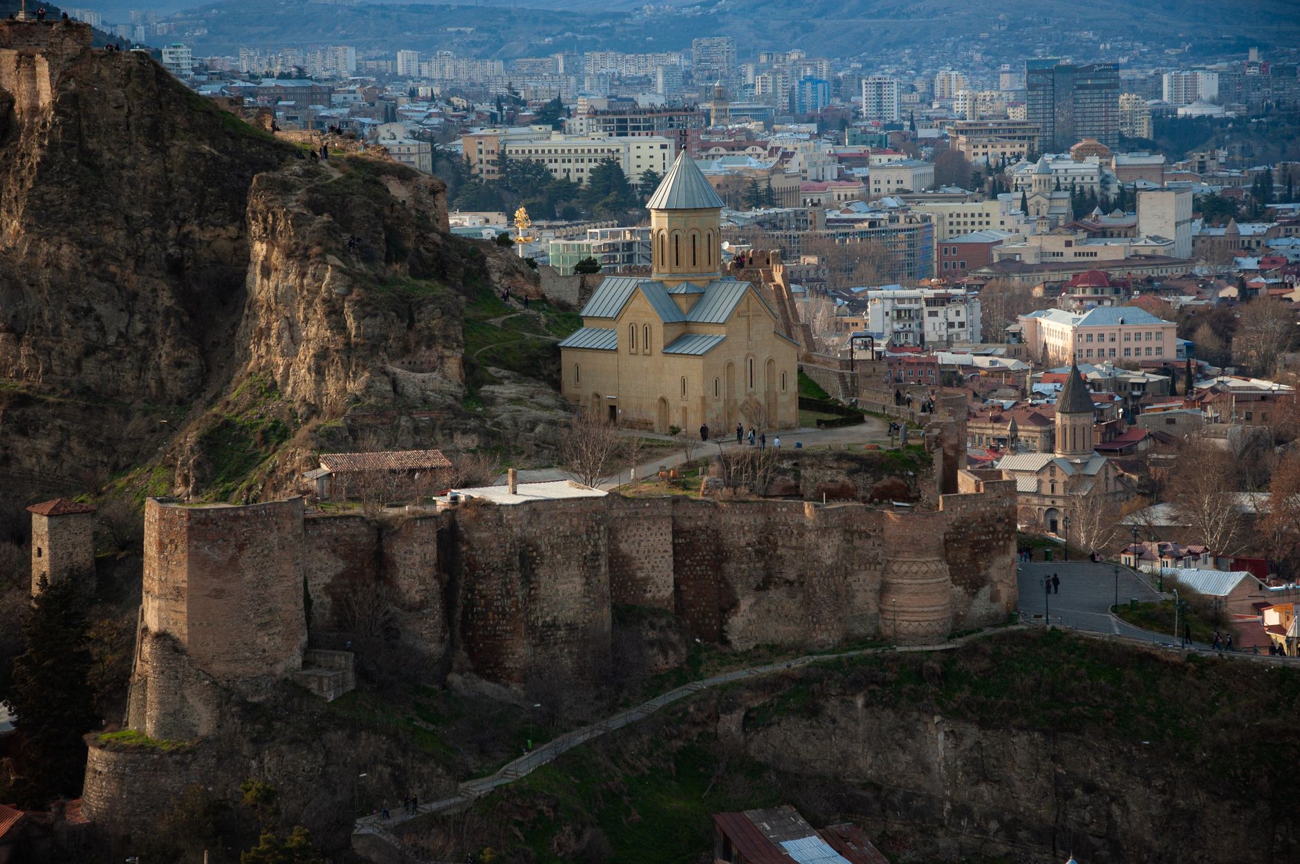 جورجيا — Tbilisi → Kazbegi