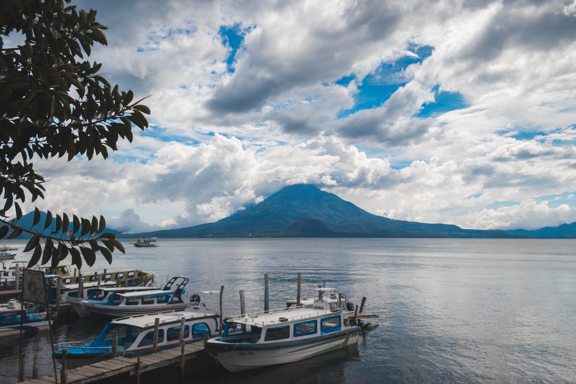 GUATEMALA — MAYAER, VULKANER & ATITLÁN — oplevelse