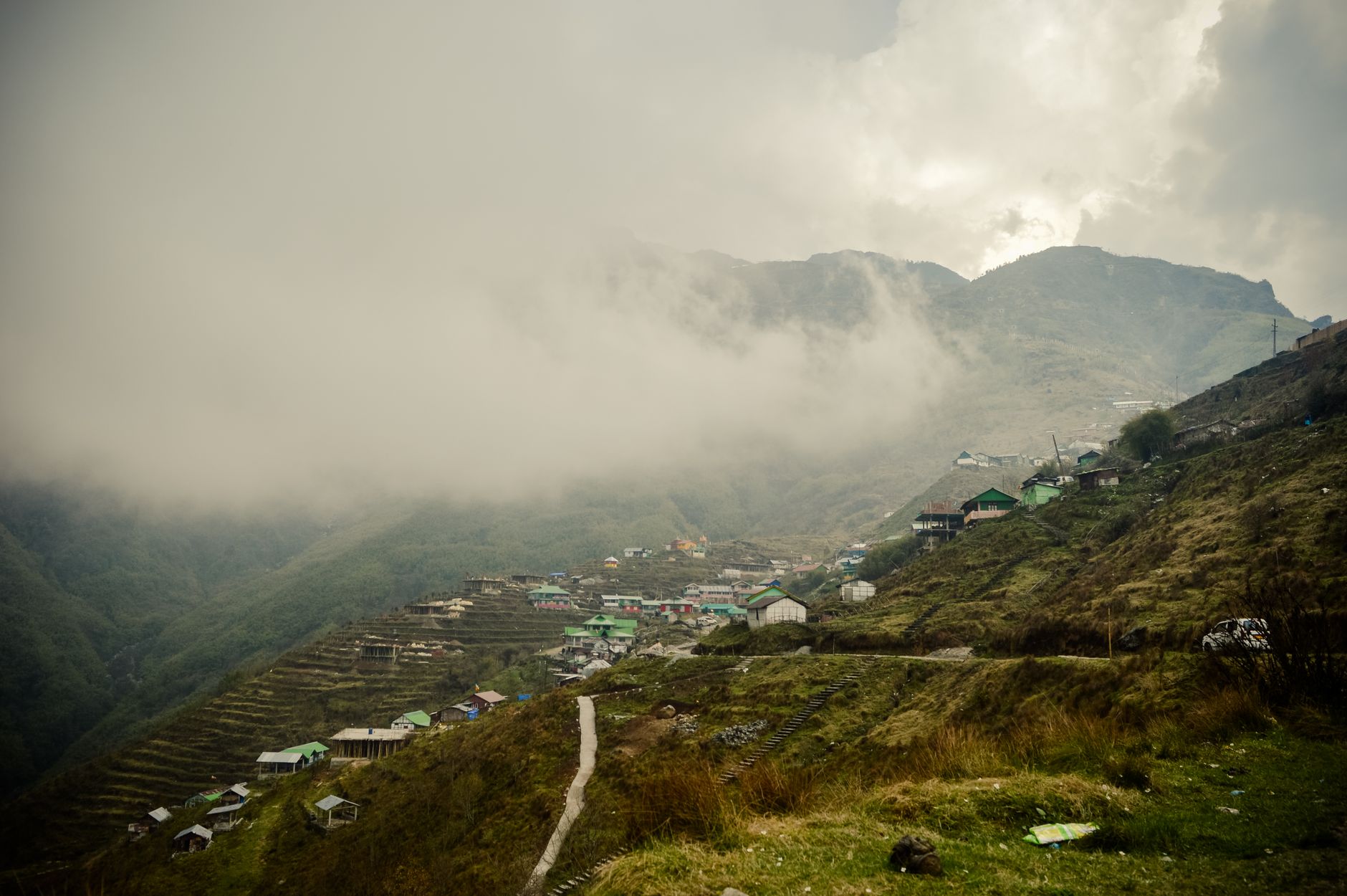 الهند — Bagdogra / Pakyong → Yuksom