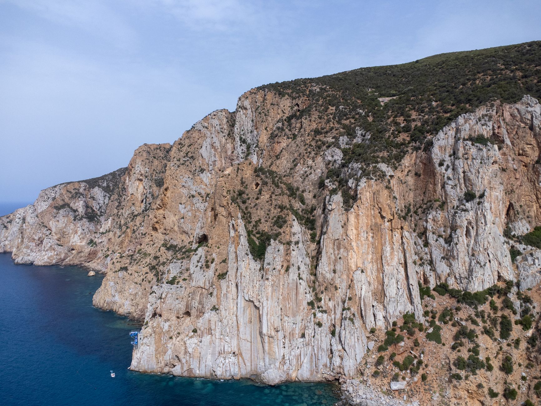 إيطاليا — Cagliari → Costa Smeralda