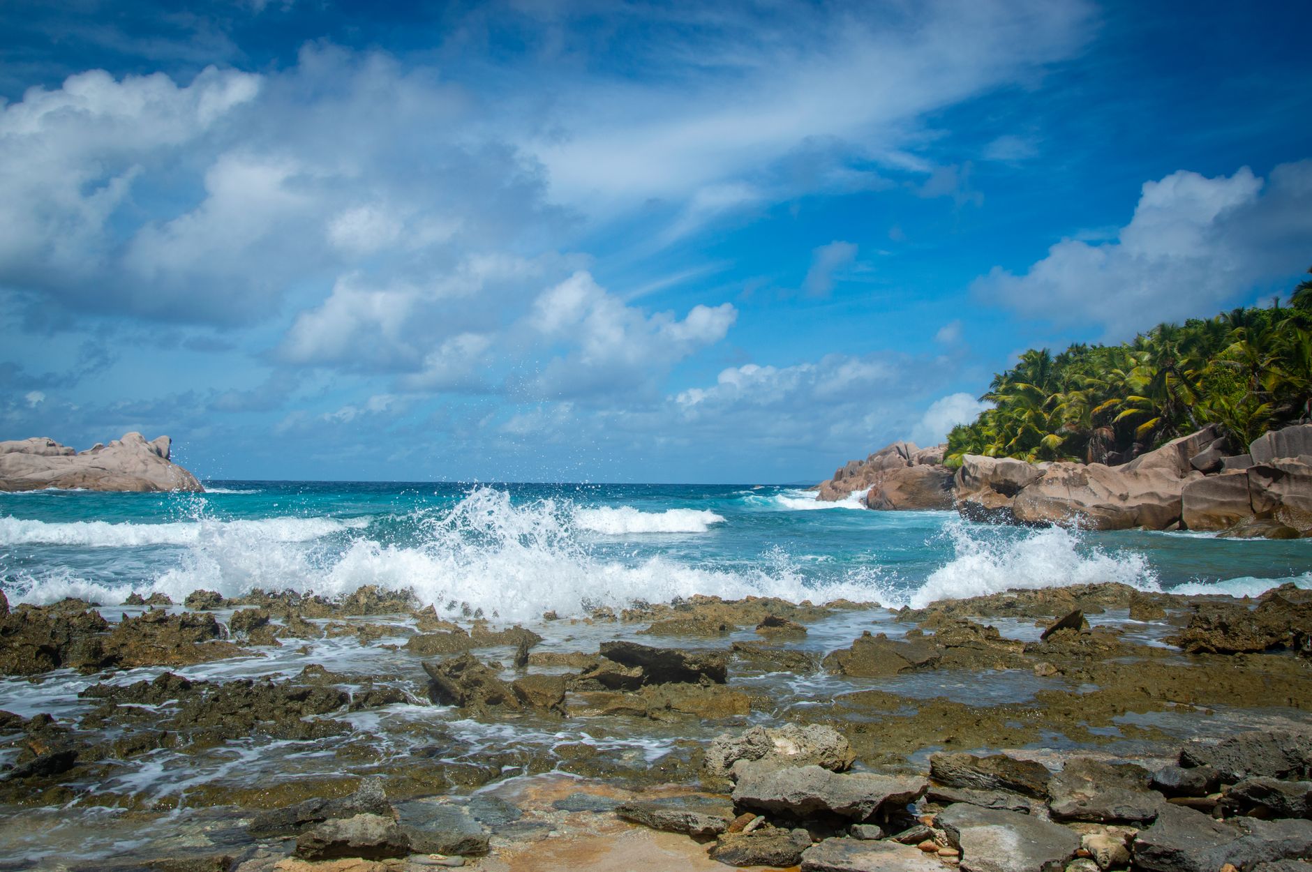 Seychelles — Mahé → ilhas externas conforme operação