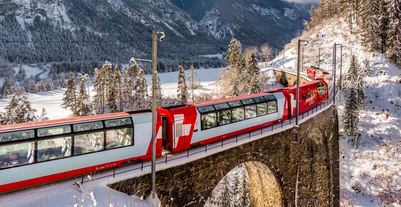 سويسرا — Zermatt → Chur / St. Moritz