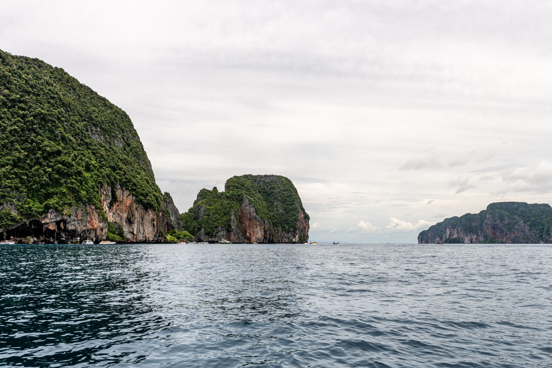 تايلاند — Phuket → Koh Lanta
