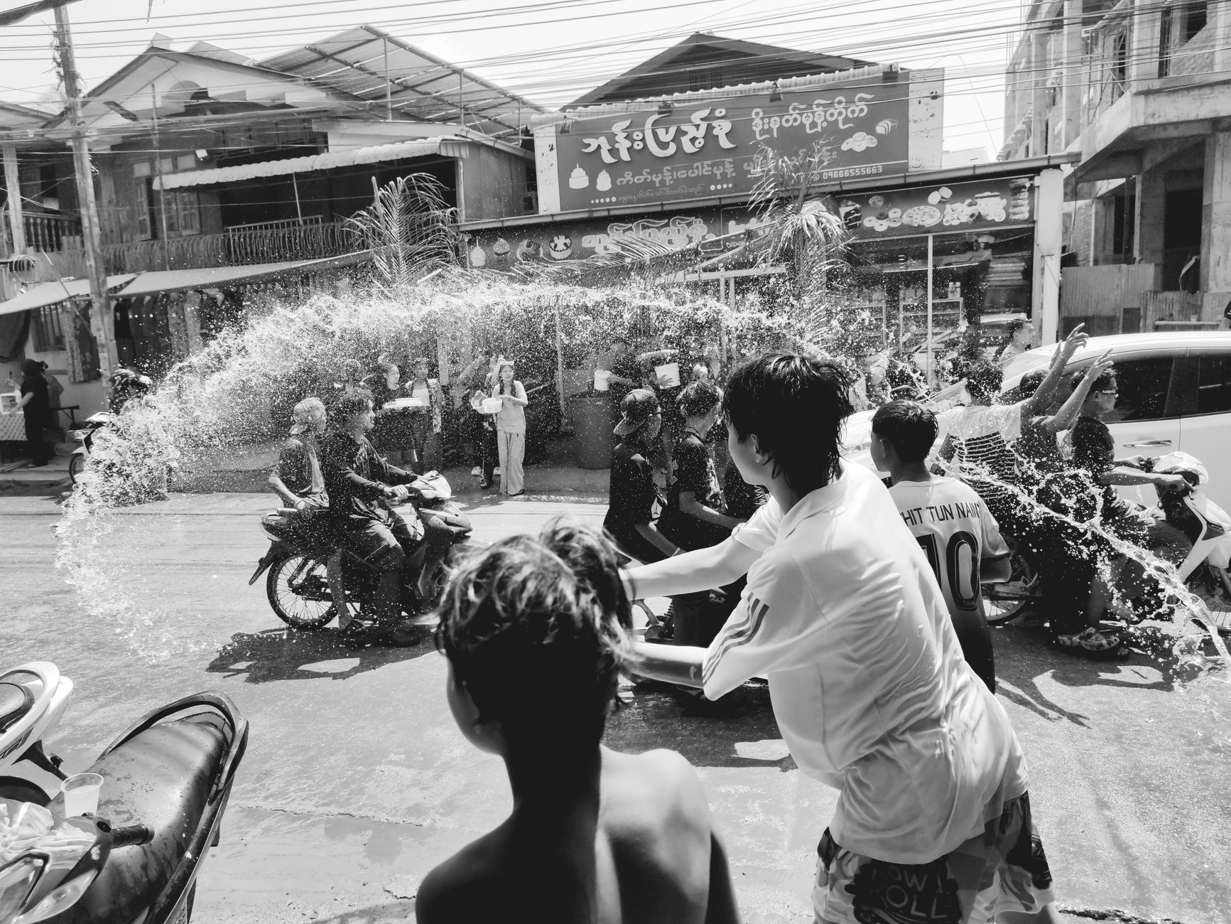 THAILAND — SONGKRAN — BondTours-oplevelse
